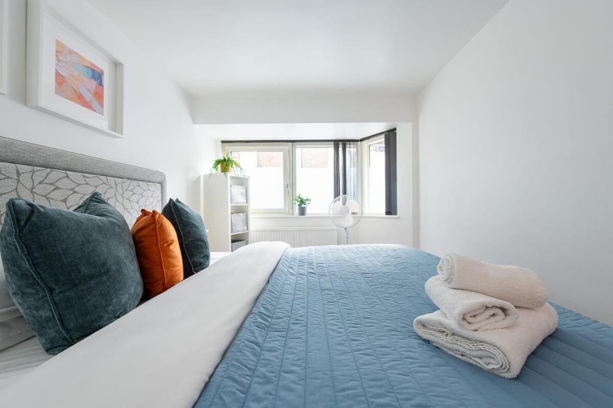 City Center,2 Bedroom Apartment With Parking เคมบริดจ์ ภายนอก รูปภาพ